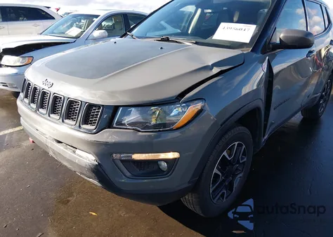 2020 Jeep Compass Trailhawk 4X4 z USA, uszkodzony, nr VIN 3C4NJDDB3LT203431